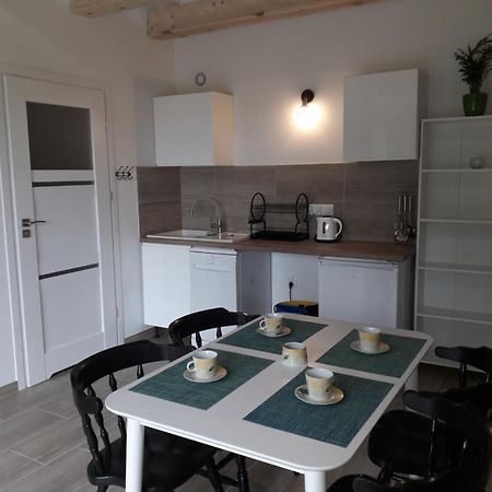 Paprotowka Apartament Wiosenny Paprotno Ngoại thất bức ảnh