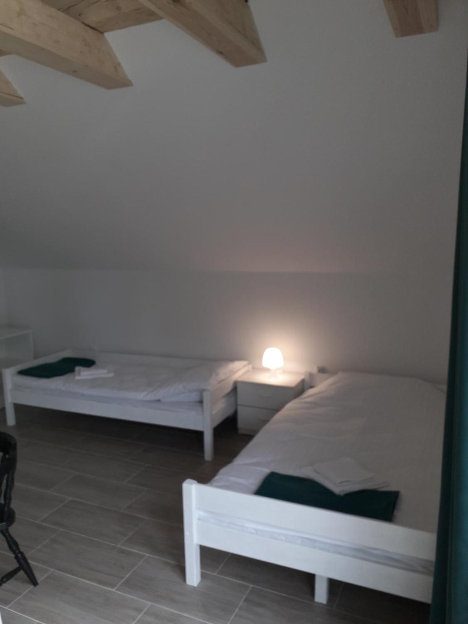 Paprotowka Apartament Wiosenny Paprotno Ngoại thất bức ảnh
